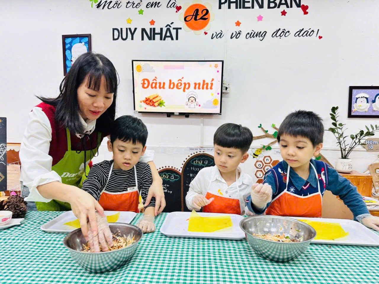 💕 Bố mẹ biết hôm nay các con đóng vai ai không ạ? 🧑‍🍳✨